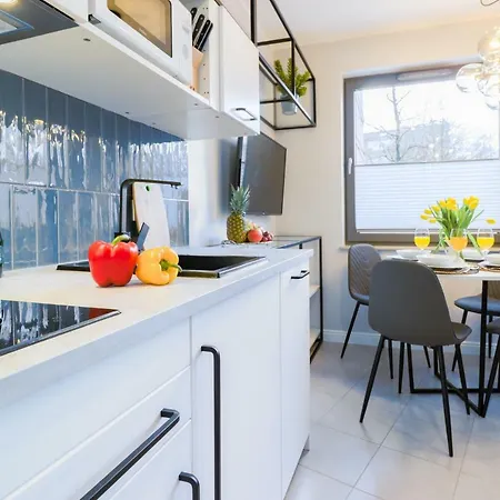 Ideal & Blue Apartment *